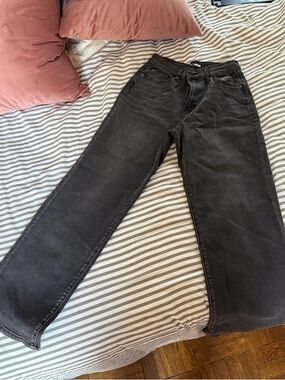 SIZE 5 FashionNova Black Straight-Leg Jeans